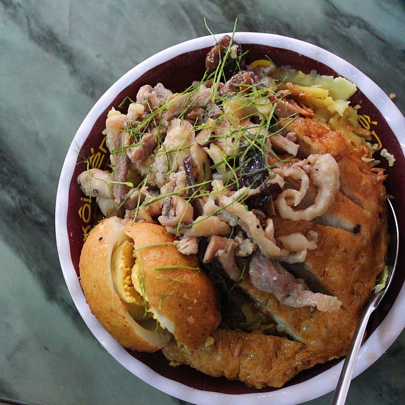 Indulge yourself, this portion of Xôi Yến is huge.