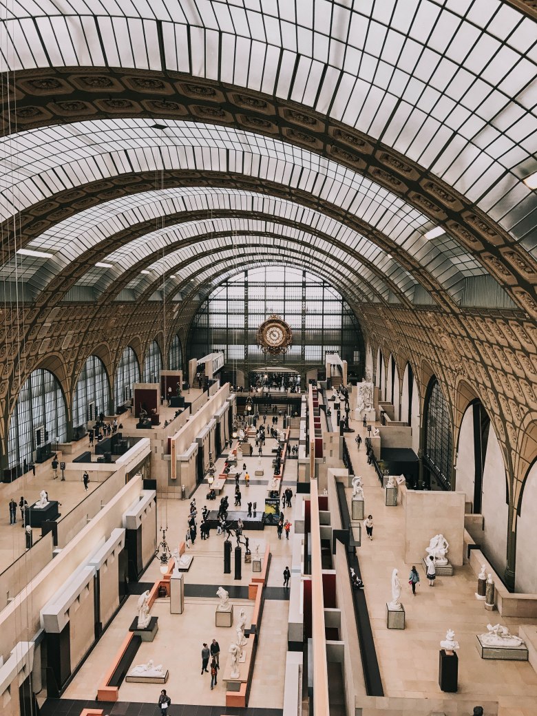 Bảo tàng d'Orsay Pháp Paris Musee d'Orsay sảnh chính main hall clock