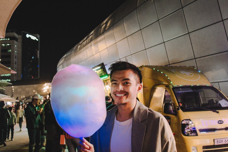 Kẹo Bông Gòn đèn Led Lý Thành Cơ