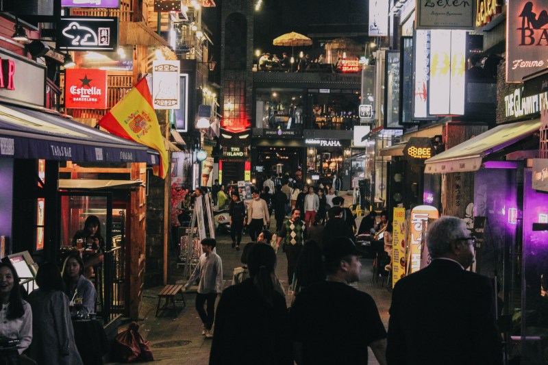 Itaewon lúc nửa đêm