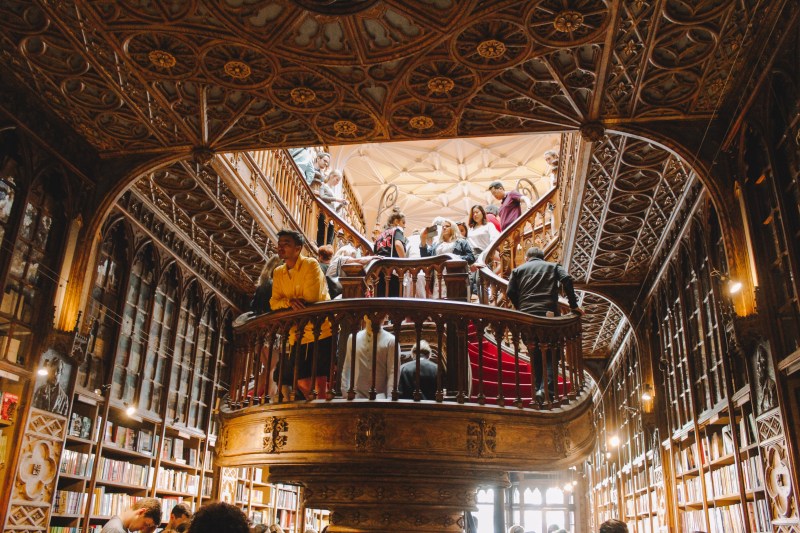 Livraria Lello Lý Thành Cơ