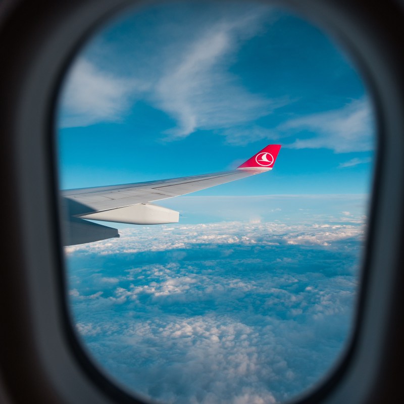 Review Các Hãng Hàng Không Bay Châu Âu Từ Việt Nam Turkish Airlines Square