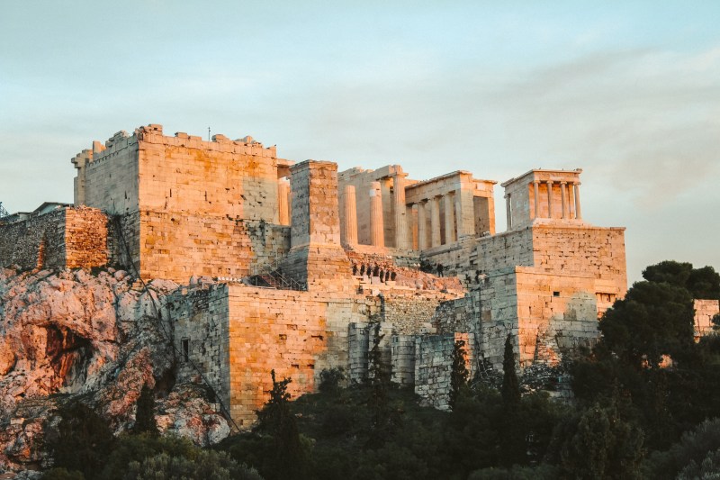 Athens, Không Chỉ Có Những Vị Thần 1