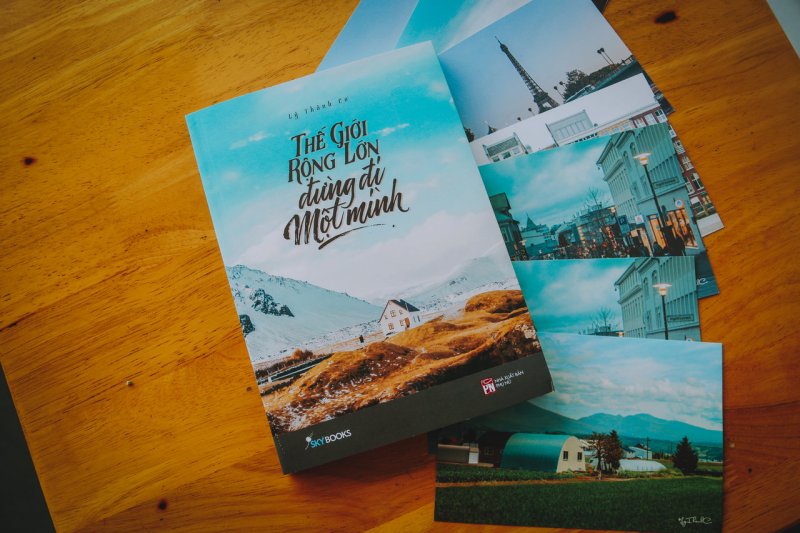 Thế Giới Rộng Lớn, Đừng Đi Một Mình Sách Lý Thành Cơ 1