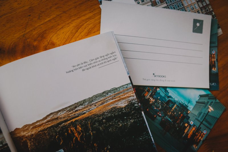 Thế Giới Rộng Lớn, Đừng Đi Một Mình Sách Lý Thành Cơ 2